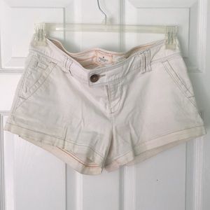 White denim American eagle shorts